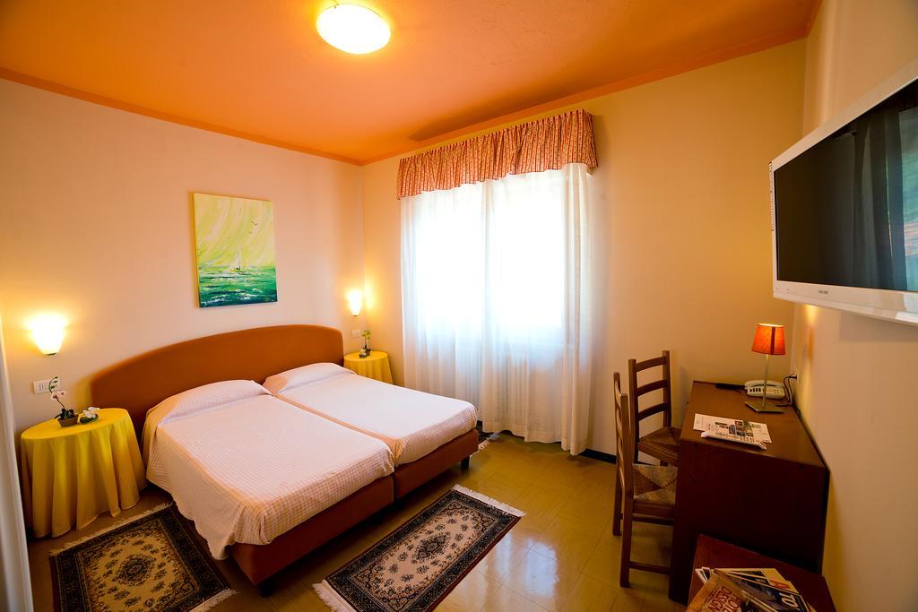 Hotel Europa Porlezza Room photo